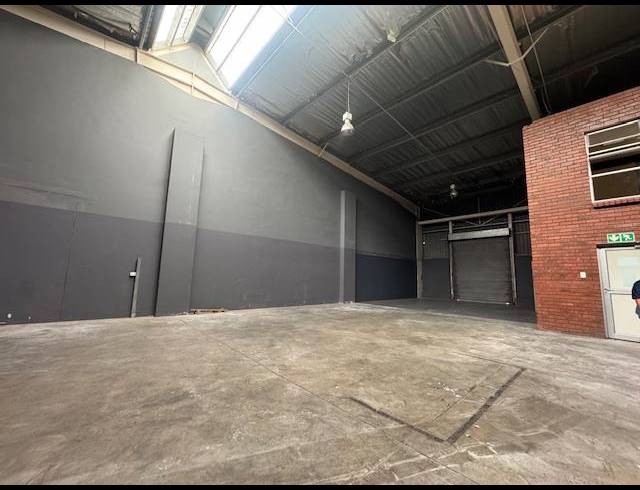 INDUSTRIAL PROPERTY TO RENT IN GREENBUSHES